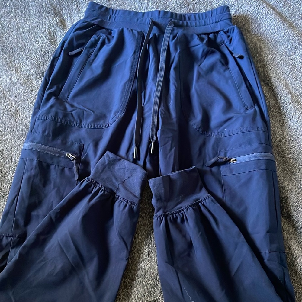 Light weight joggers cargo style